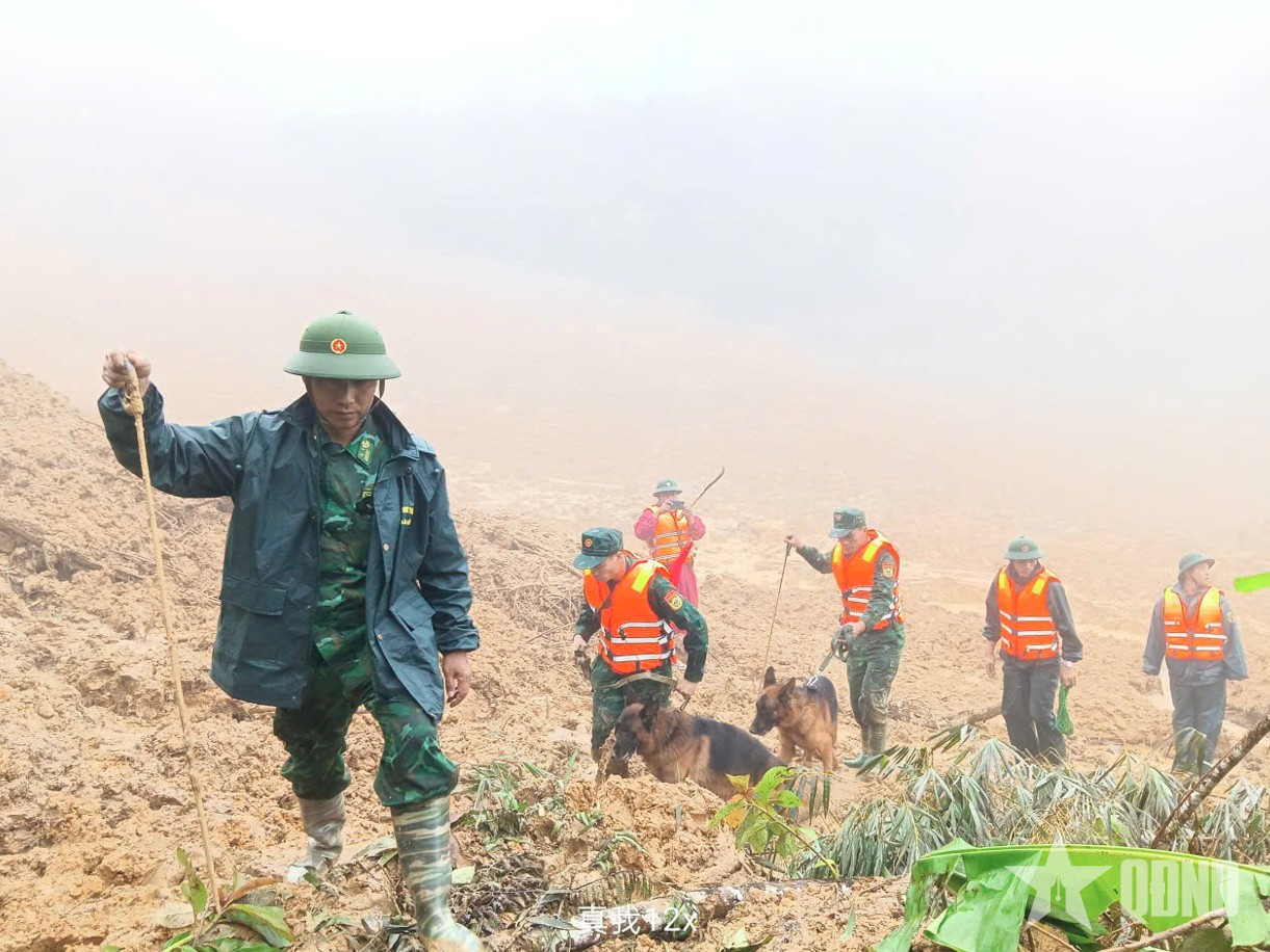 Miền Trung liên tiếp xảy ra mưa lớn, sạt lở đất: Cần làm gì để hạn chế thấp nhất thiệt hại?